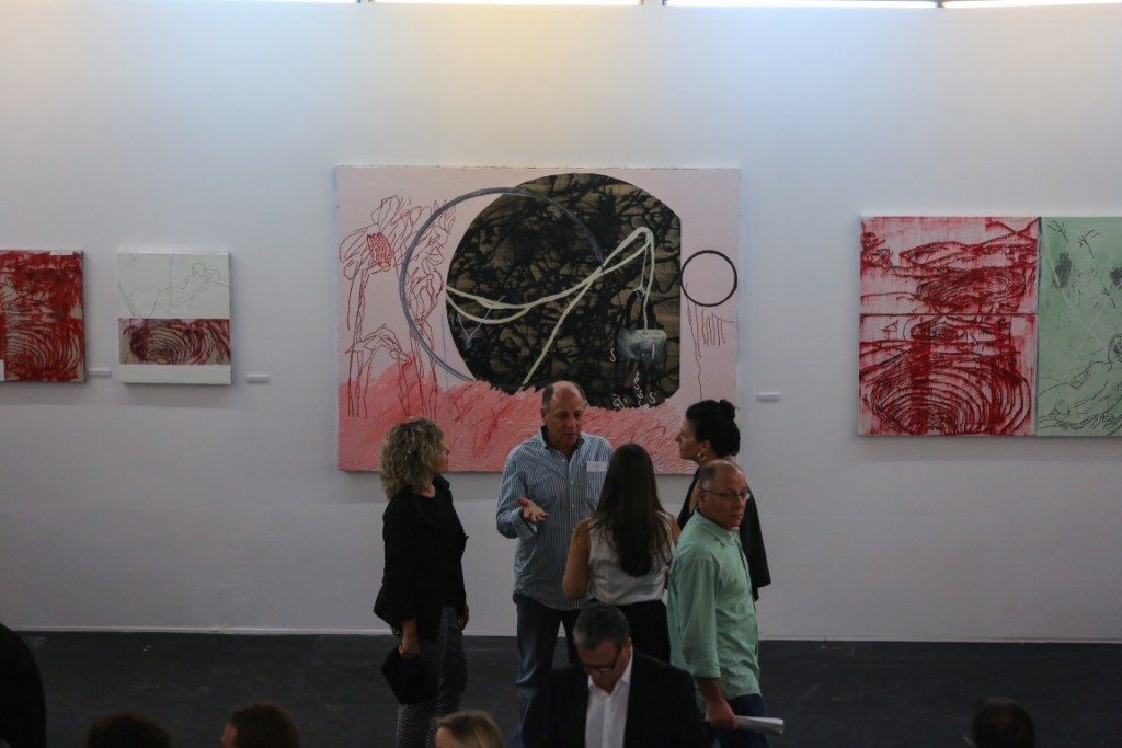 fresh paint - inside view (13) - photo - Alon Garini