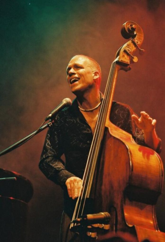 avishai-cohen.408.600.s