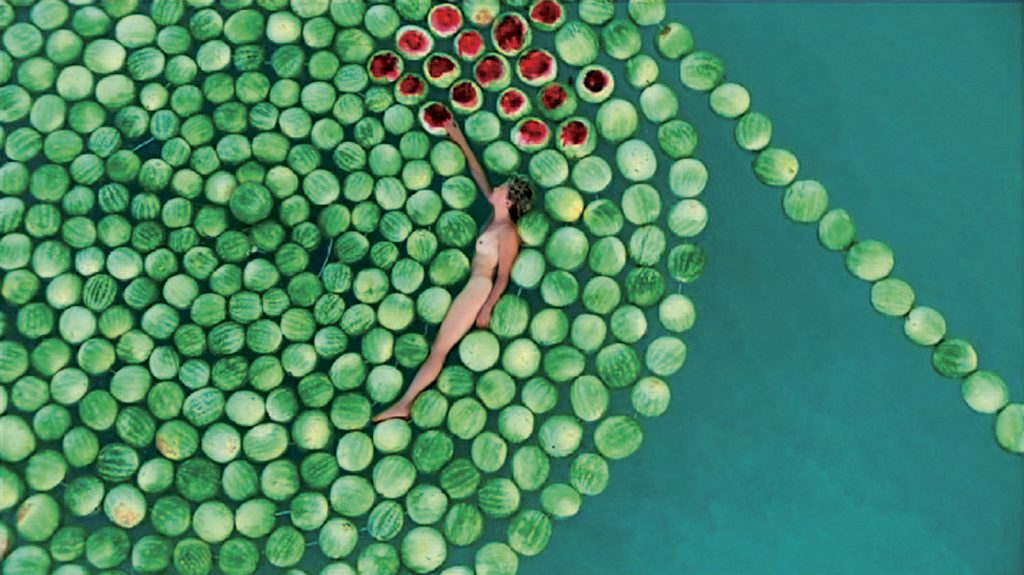 Кадр из видео Сигалит Ландау "Мертвое море". Фото: Амнон Злайет.