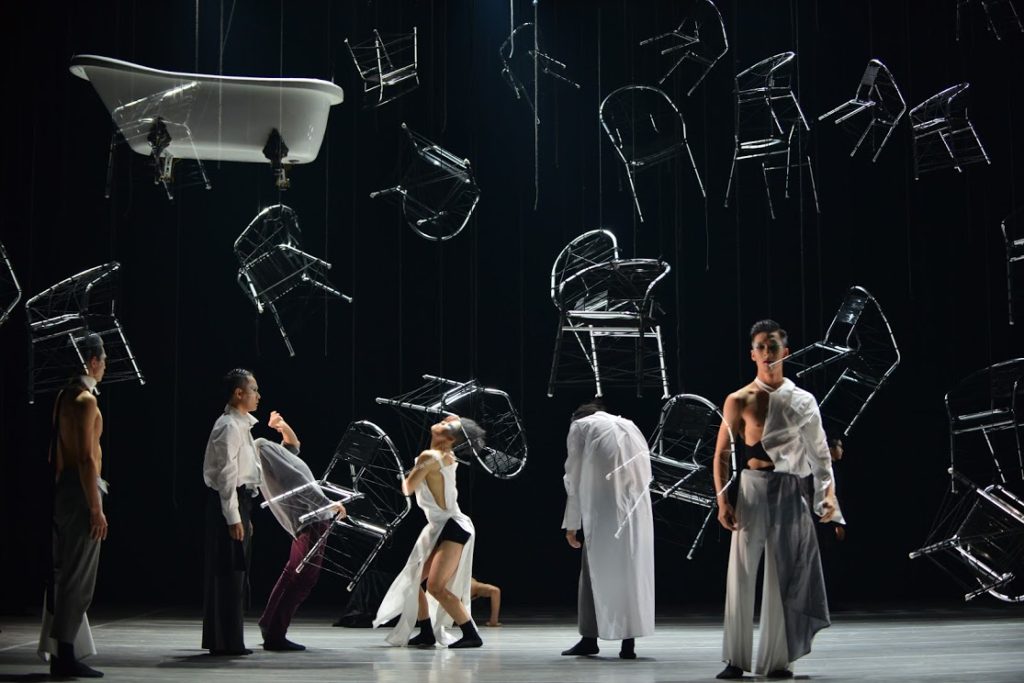 סין -להקת המחול המודרנית בייג'ינג LTDXצלום יחצ באדיבות סוזן דלל (5)