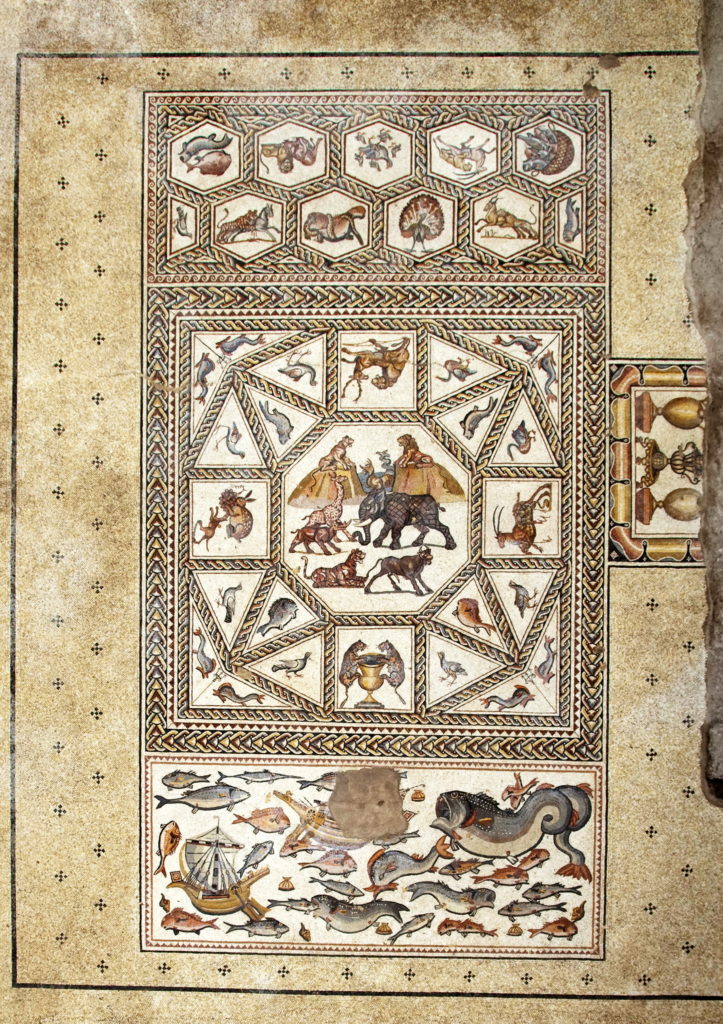 Фрагмент мозаики. Фото - Ники Давидов