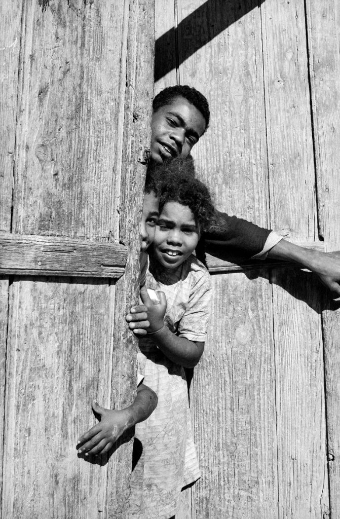  ילדים בשעת עוצר, יריחו / 1968