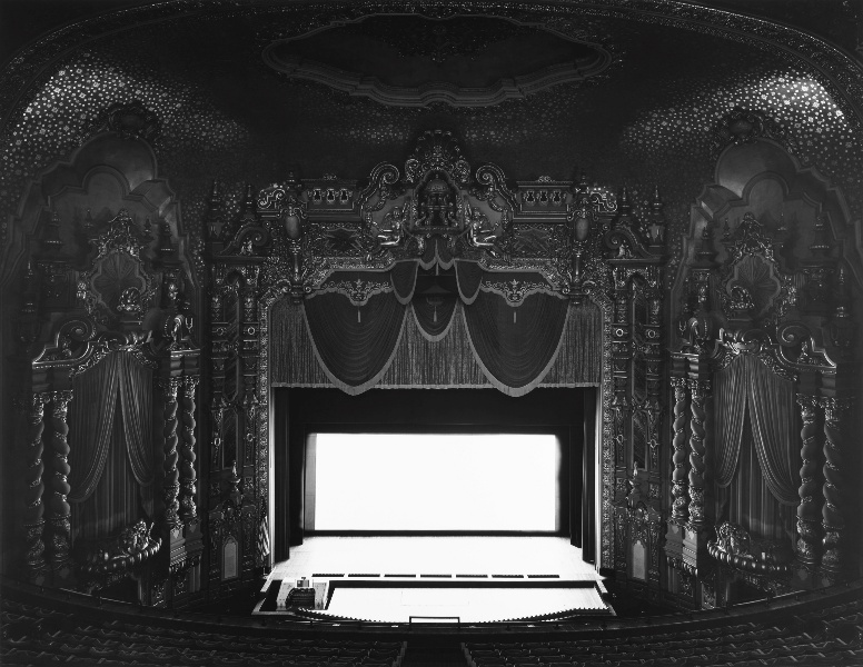 Hiroshi Sugimoto. Ohio Theatre, Ohio, 1980, gelatin silver print