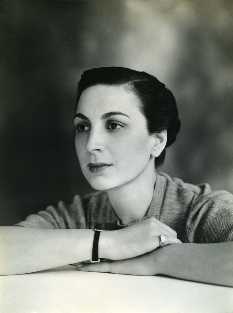 Жаклин Каханов