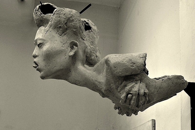 Мириам Гамбурд. Цветение сливы. Фото ©Гершон Шлёнски