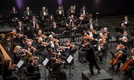 Ашдодский симфонический оркестр под управлением Вага Папяна. Фото - Марк Жолковский