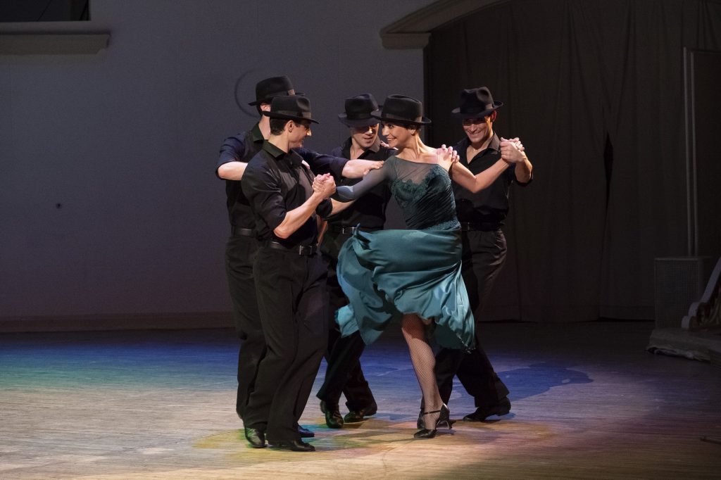 Tango. Photo E.Masalkov