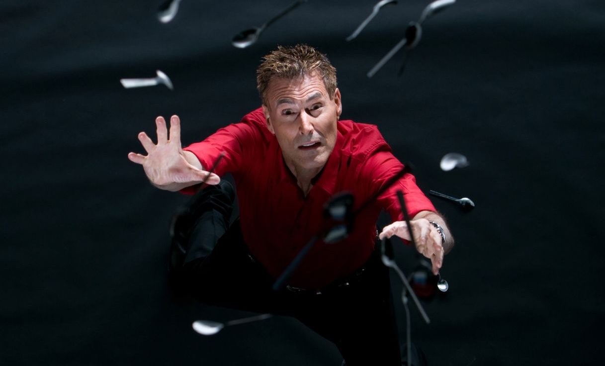 Uri Geller - photo Thomas Chrisohoidis