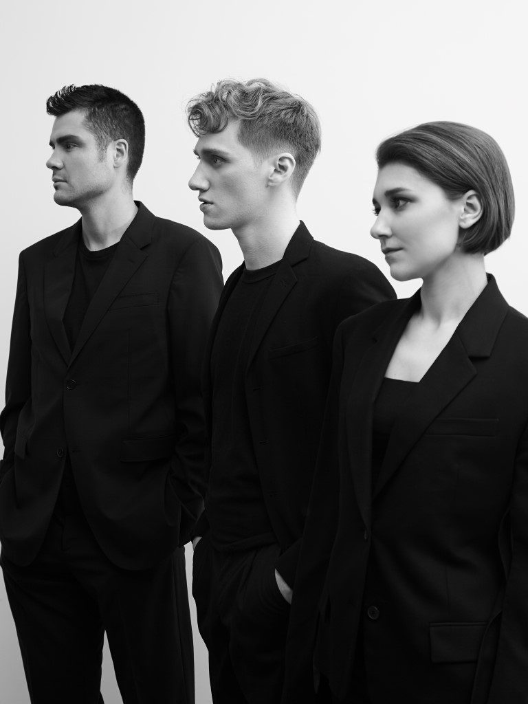 Трио Кирилла Рихтера. Кирилл Рихтер (фортепиано) Алёна Зиновьева (скрипка) Август Крепак (виолончель)Фото - Alexei Dunaev