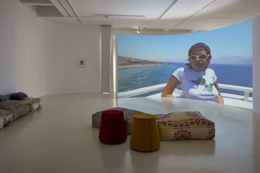 מיכאל ליאני הכלכלול- צילום הצבה לנה גומון. Михаэль Ланиани. "Всё включено". Фото - ©  Лена Гомон.