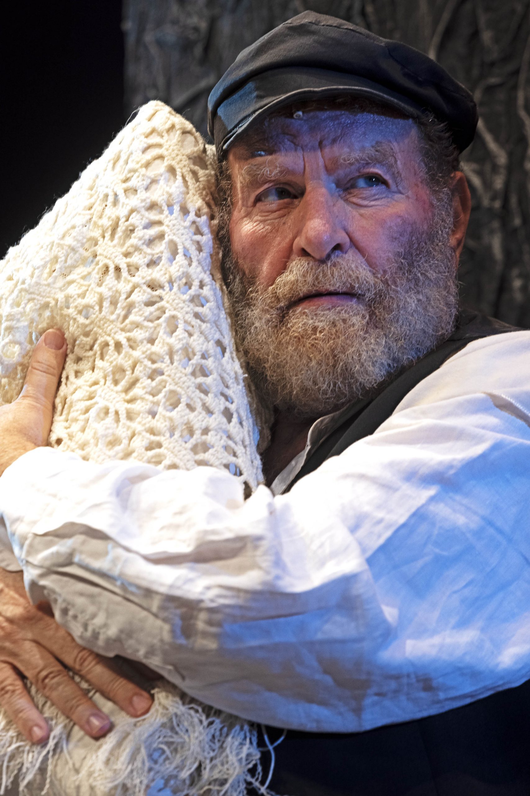 Дуду Фишер в роли Тевье. Фото © Жерар Алон.