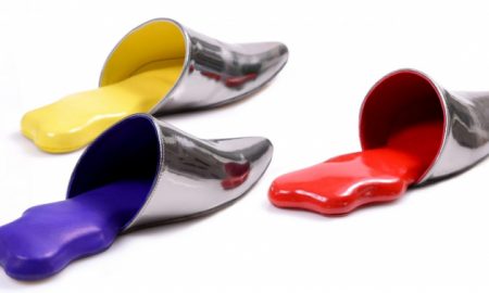 קובי לוי, צייר.ת, , עור, גומי ואקריליק. צילום- שי בן אפריים