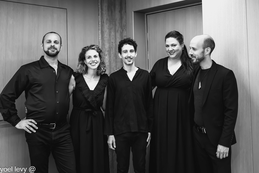 Ансамбль "Мизерелли". Фото - Йоль Леви