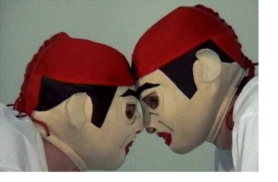 INTERIM. Работа мексиканского художника CARLOS AMORALES